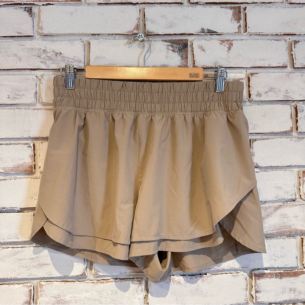 Calia by Carrie Underwood Step Up Petal Hem Shorts